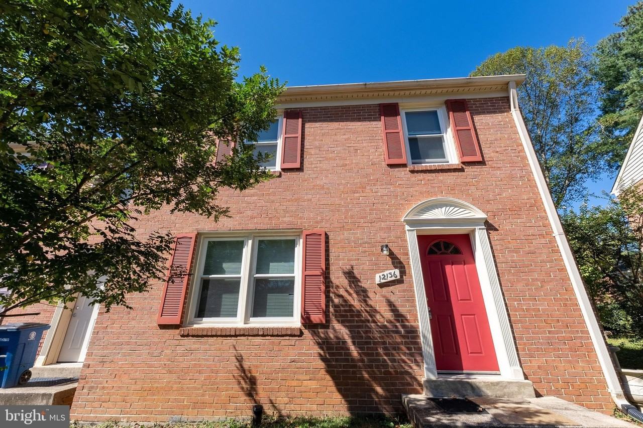 12136 Bentridge Pl - Photo 4 of 29