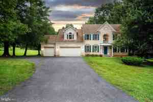 featured image of 16508 Kilby Ct