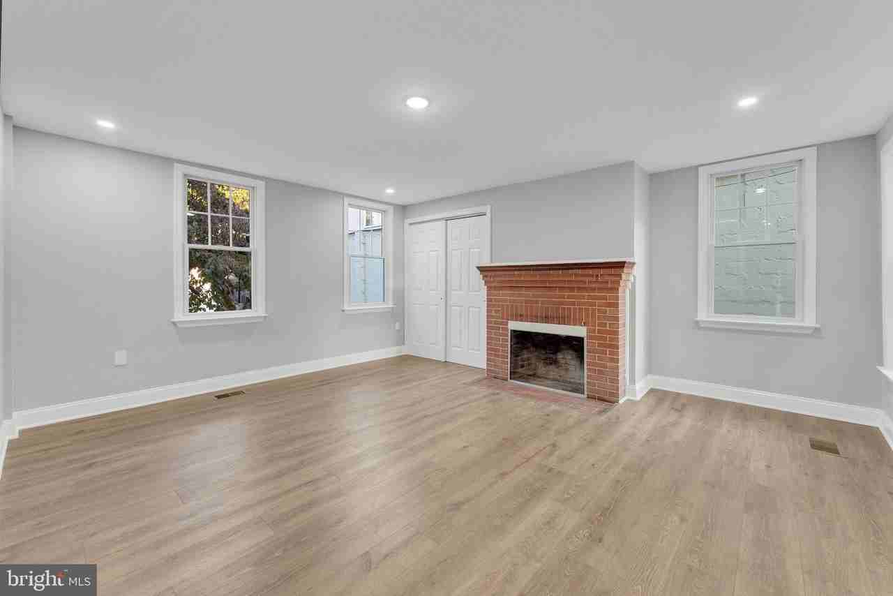 15 N Main St Unit A #A - Photo 5 of 9