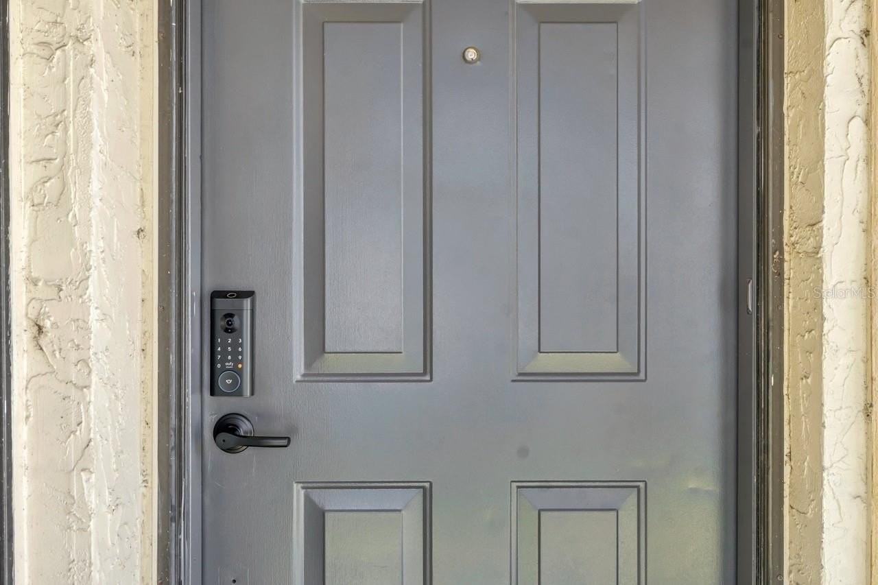 522 Lake Dexter Boulevard - Photo 2 of 37