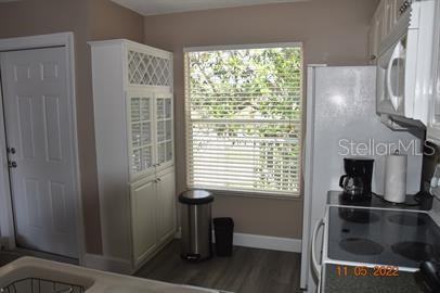 2504 Woodgate Boulevard - Photo 3 of 13