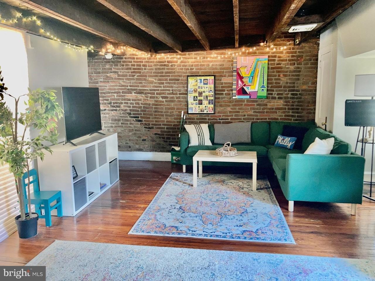 928-930 928-930 PINE Street unit: 4R #4R