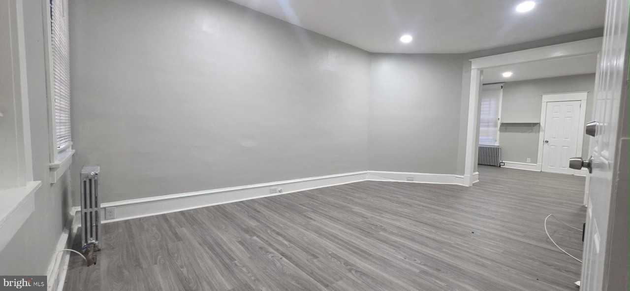 1611 Allengrove Street #1stFL - Photo 4 of 19