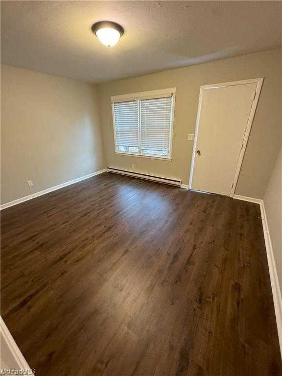 133 Salem Dr - Photo 4 of 6