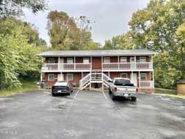 featured image of 1529 Suncrest Dr Apt 6 #6