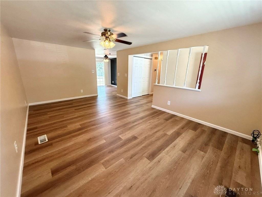 4932 Arrowview Dr - Photo 5 of 23