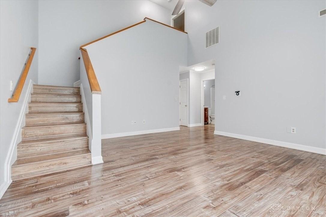 113 Village Trail Dr #6 - Photo 5 of 32