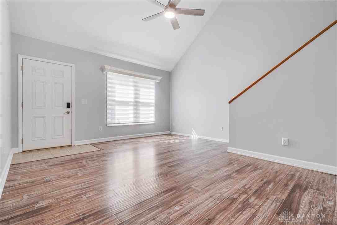 113 Village Trail Dr #6 - Photo 6 of 32