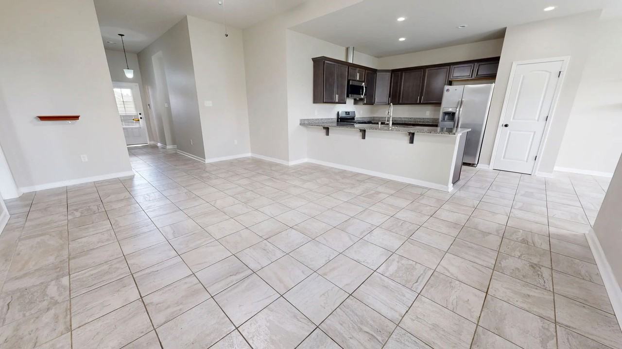 145 Keaton Ct - Photo 2 of 8