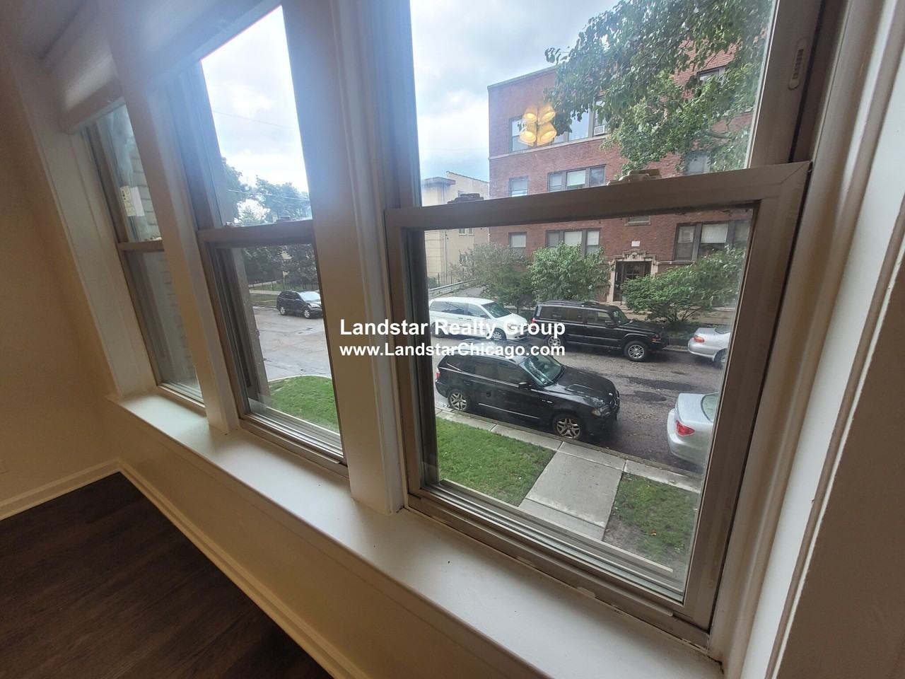 6708 N Hermitage Ave #1 - Photo 3 of 27