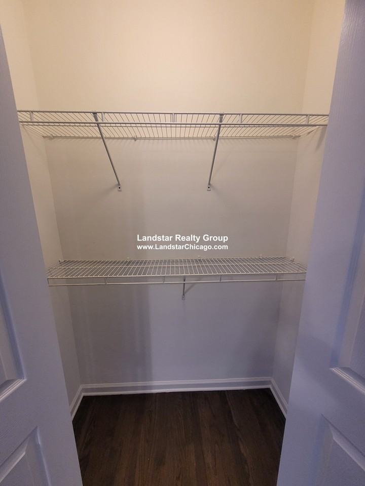 6708 N Hermitage Ave #1 - Photo 5 of 27