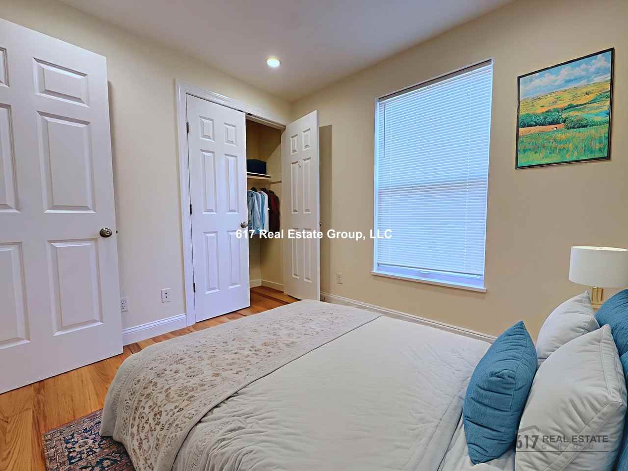 379 Harvard St #03 - Photo 3 of 12