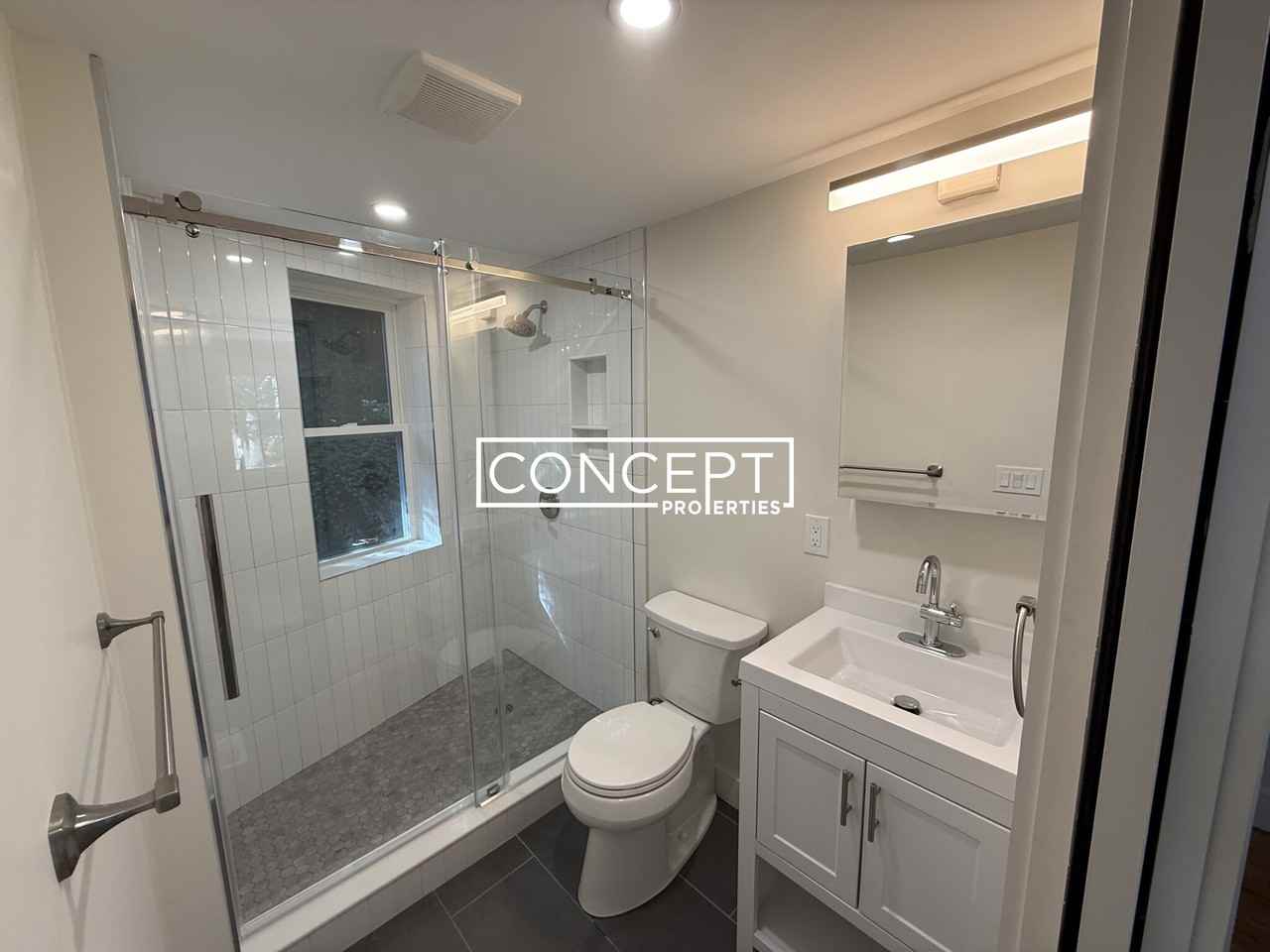 38A Gibson St #5 - Photo 5 of 7