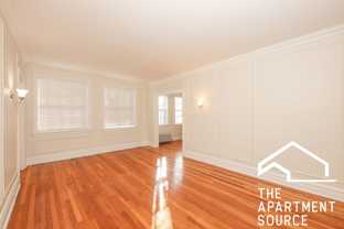 1010 Hinman Ave #2S - Photo 1 of 1