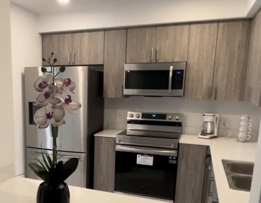 1100 Southwest 65th Avenue #302 - Photo 5 of 15