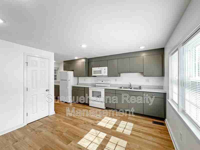 169 Engle Ln - Photo 3 of 18