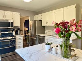 featured image of 6524 Farmingdale Ct