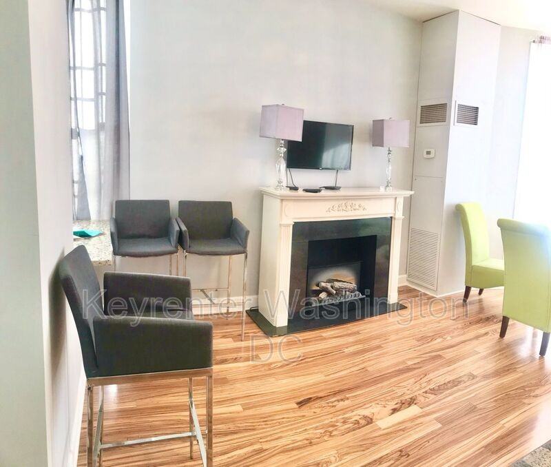 333 2nd Street Northeast #202 - Photo 3 of 20