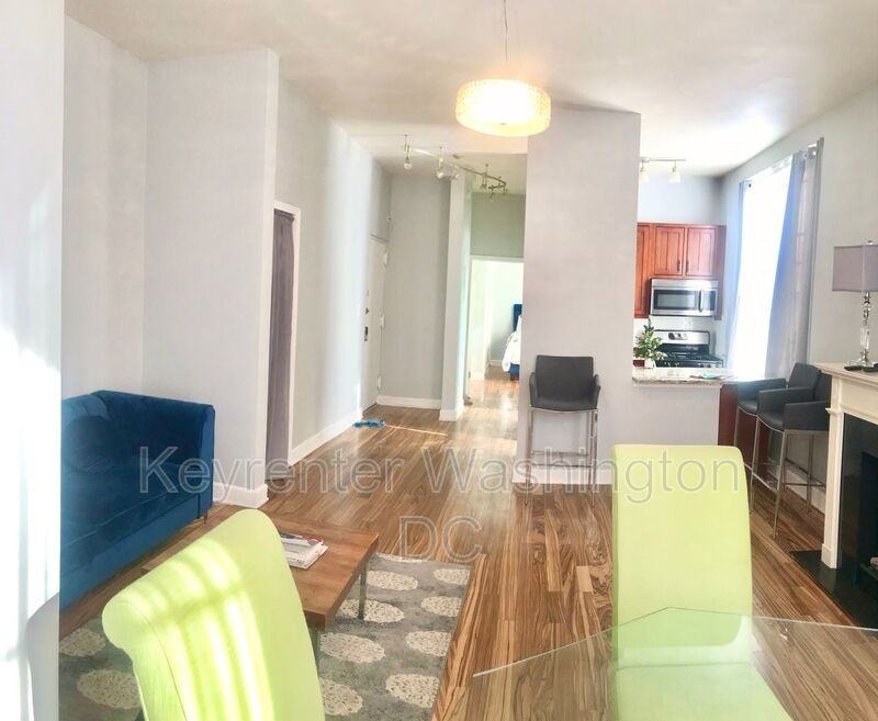 333 2nd Street Northeast #202 - Photo 5 of 20