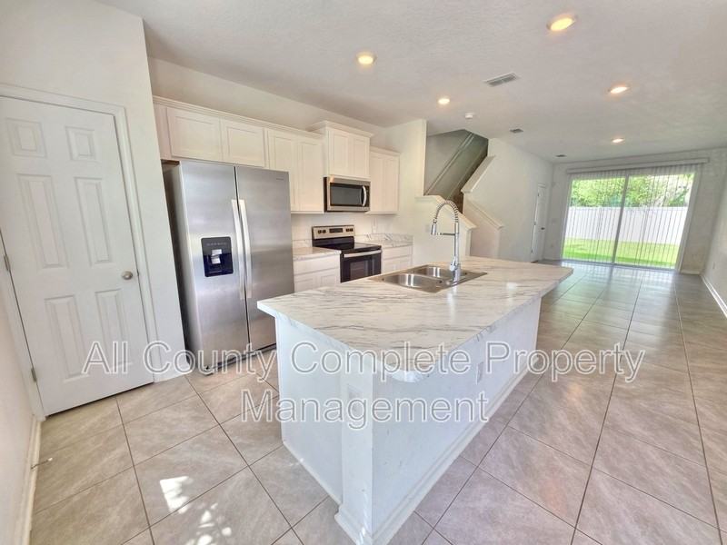 8377 Retrograde Rd - Photo 3 of 24