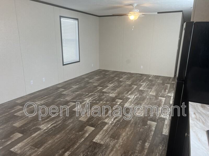 1101 3rd Avenue East - Photo 5 of 12