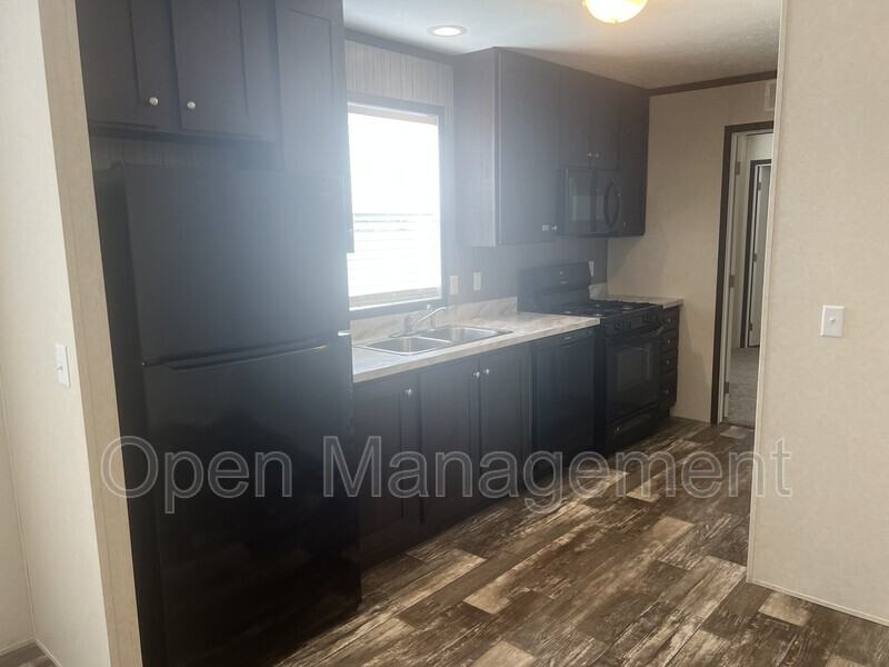 1101 3rd Avenue East - Photo 6 of 12