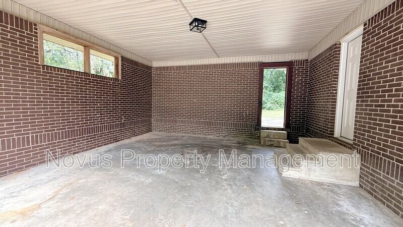 42 Bagwell Dr - Photo 2 of 18