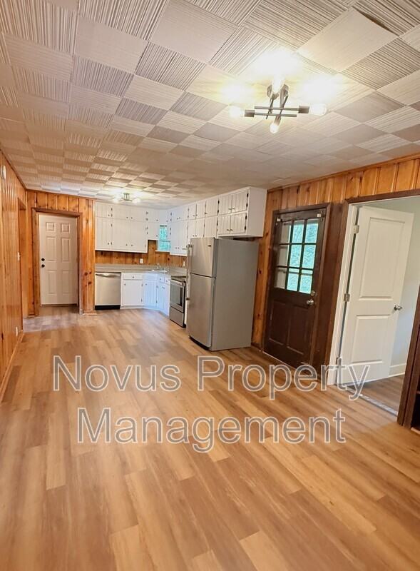 42 Bagwell Dr - Photo 4 of 18
