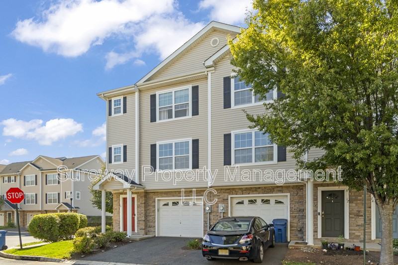 10 Alfred Ave - Photo 3 of 25