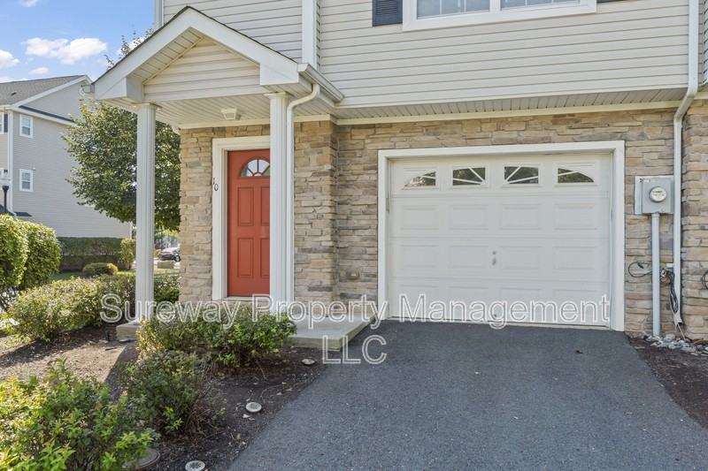 10 Alfred Ave - Photo 4 of 25