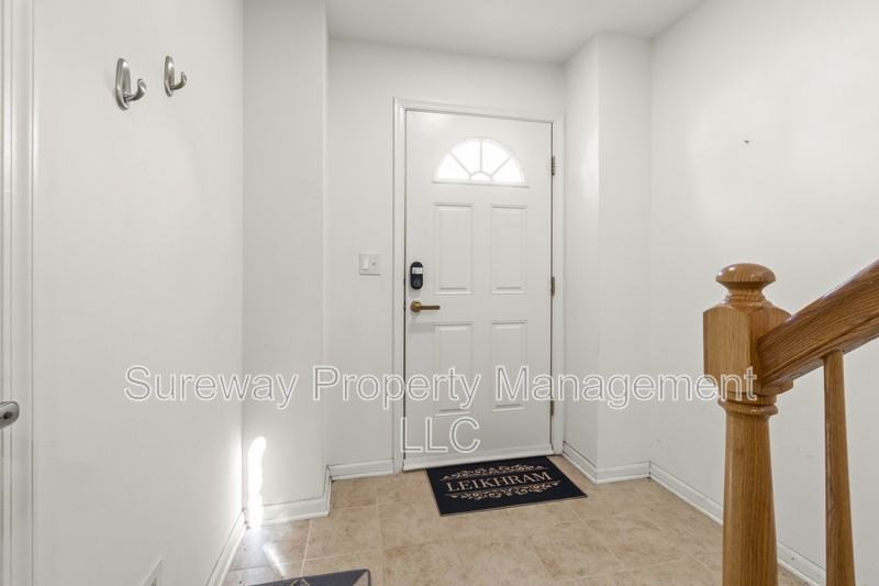 10 Alfred Ave - Photo 6 of 25