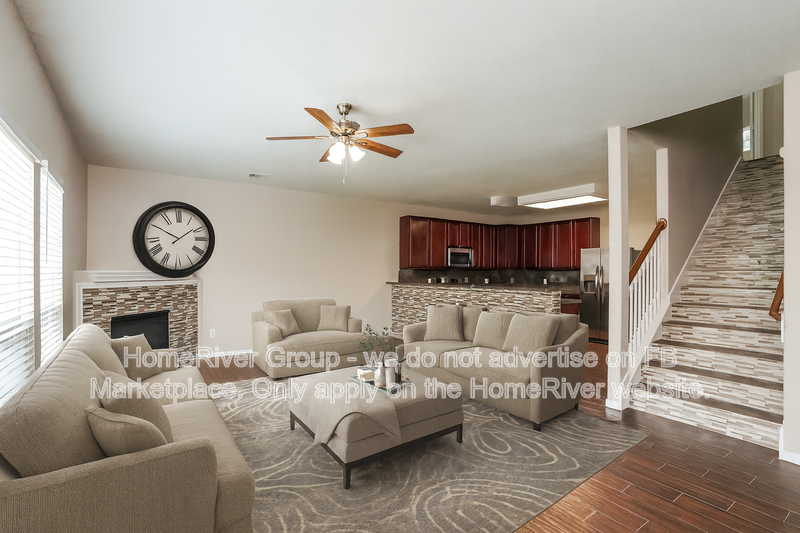 14815 Hillside Woods Ct - Photo 3 of 31