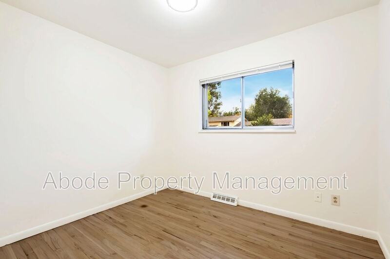328 N Roosevelt Ave - Photo 7 of 21