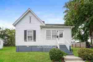 featured image of 407 Seaman St