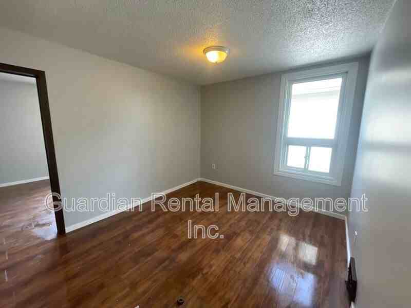 146 Frederica St E #2 - Photo 2 of 6