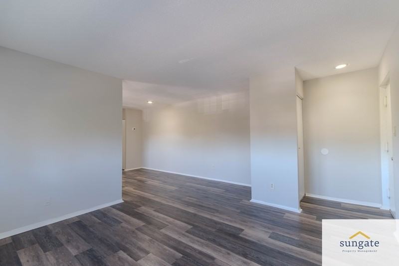 11912 Tarragon Rd - Photo 3 of 21