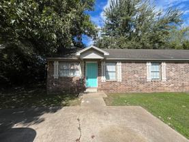 306 N Pool St - Photo 1 of 1