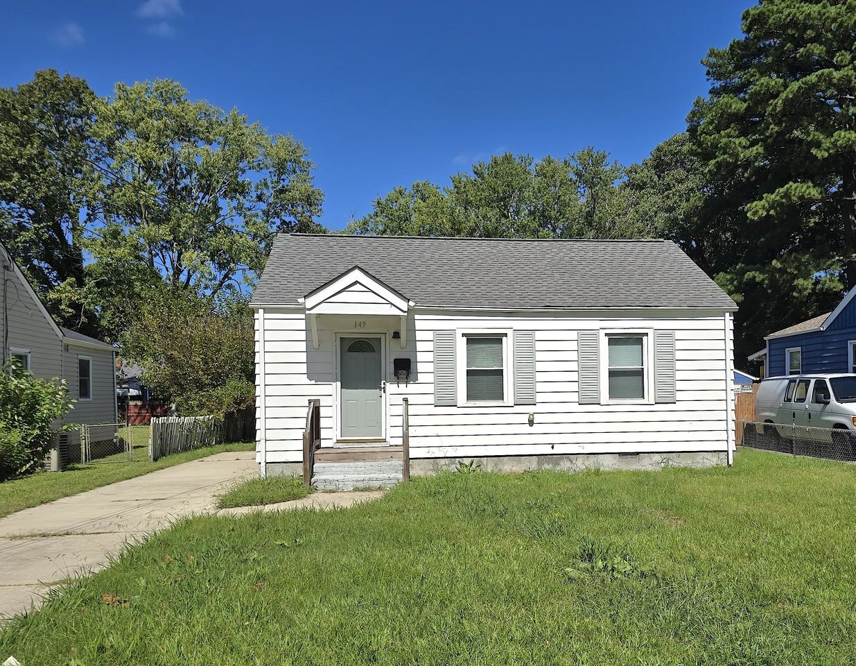 149 Chichester Avenue - Photo 2 of 27