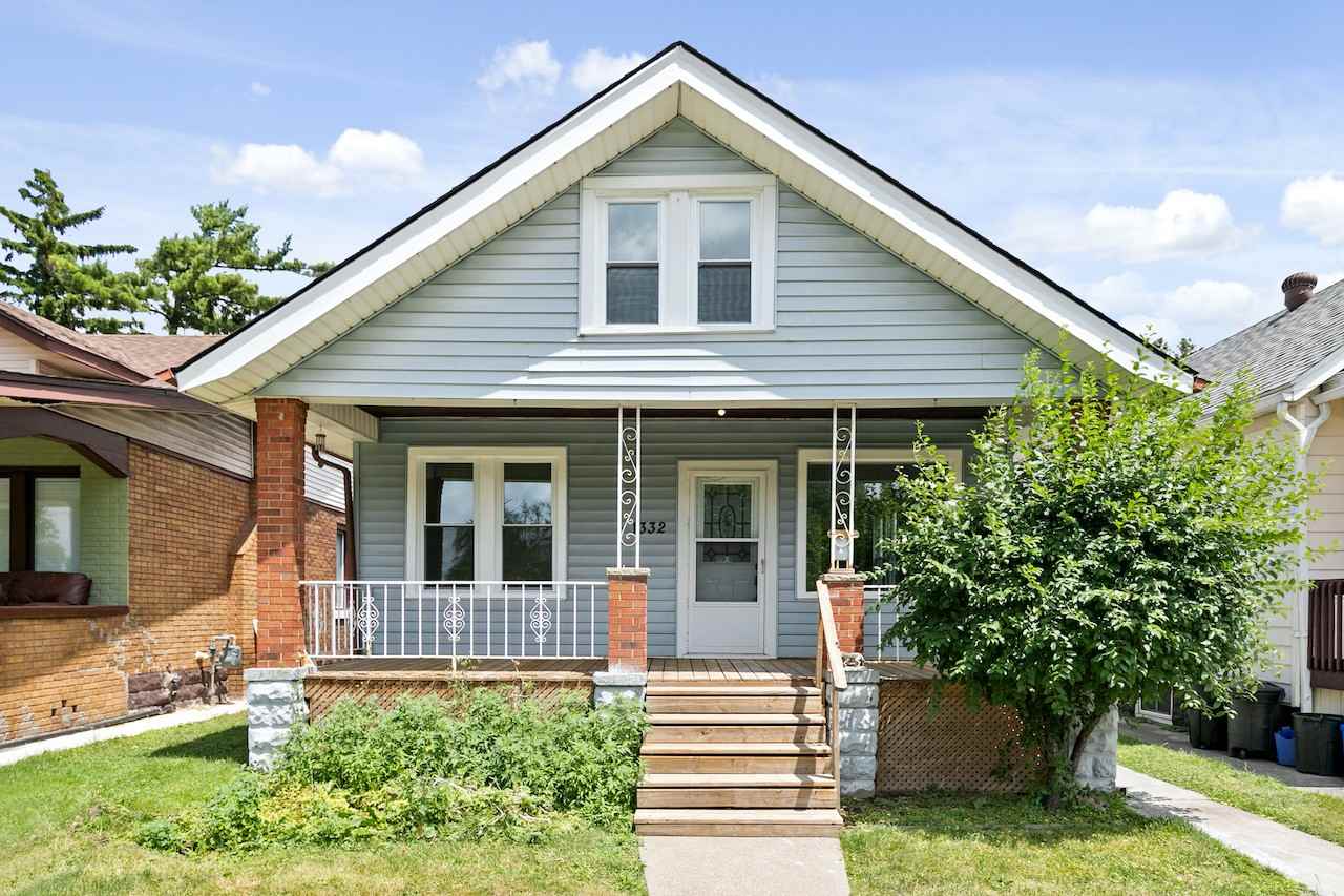 1332 Howard Avenue - Photo 2 of 33