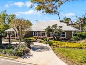 8905 S Bay Dr - Photo 1 of 1