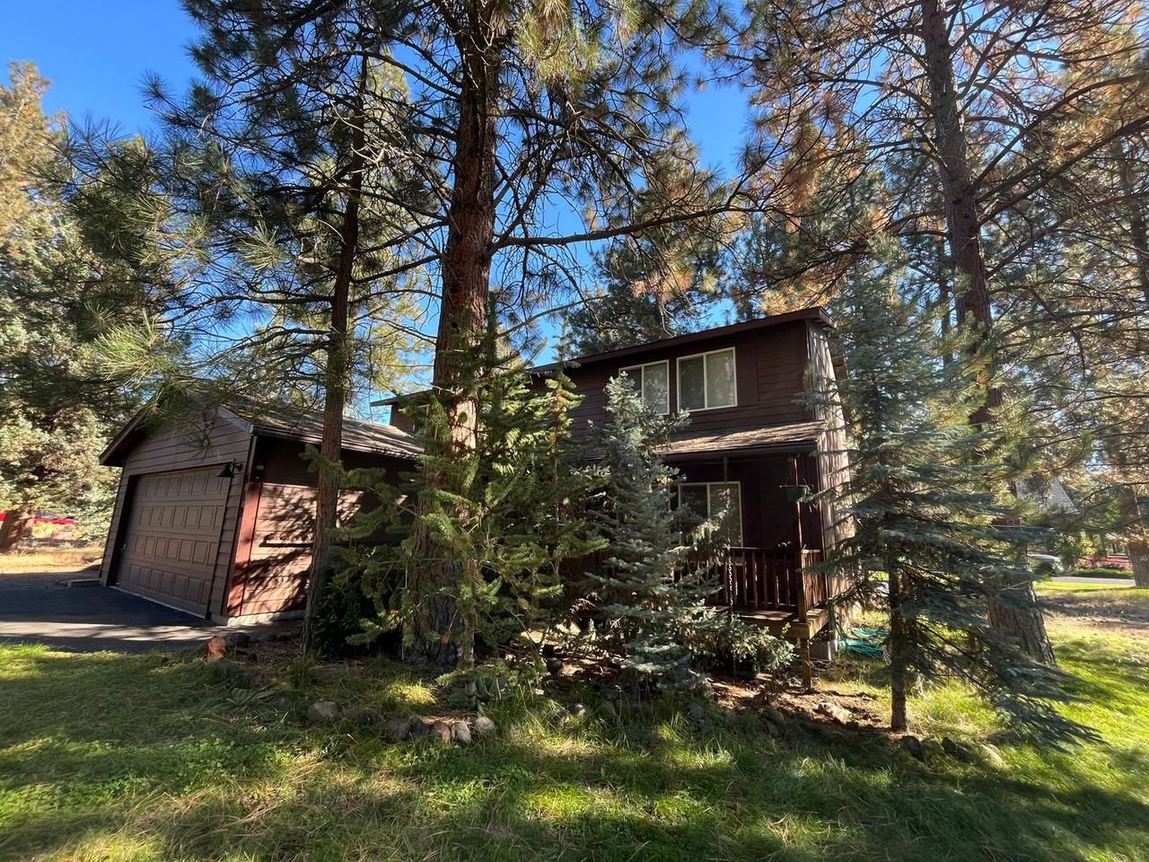 612 East Tyler Avenue - Photo 2 of 31