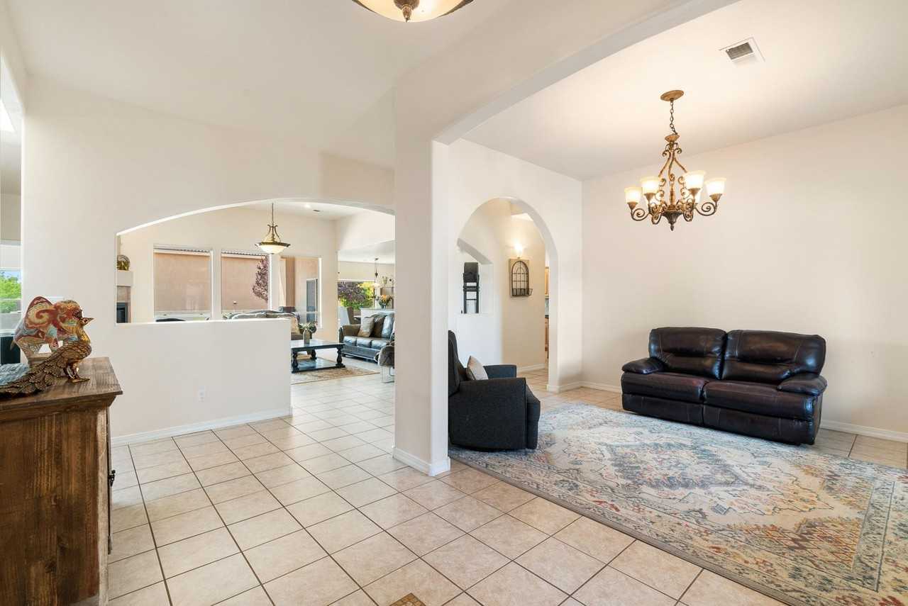 8201 Grape View Ct Ne - Photo 7 of 45