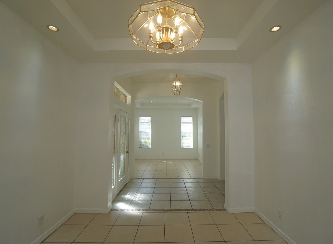 10214 Evergreen Hill Dr - Photo 3 of 28