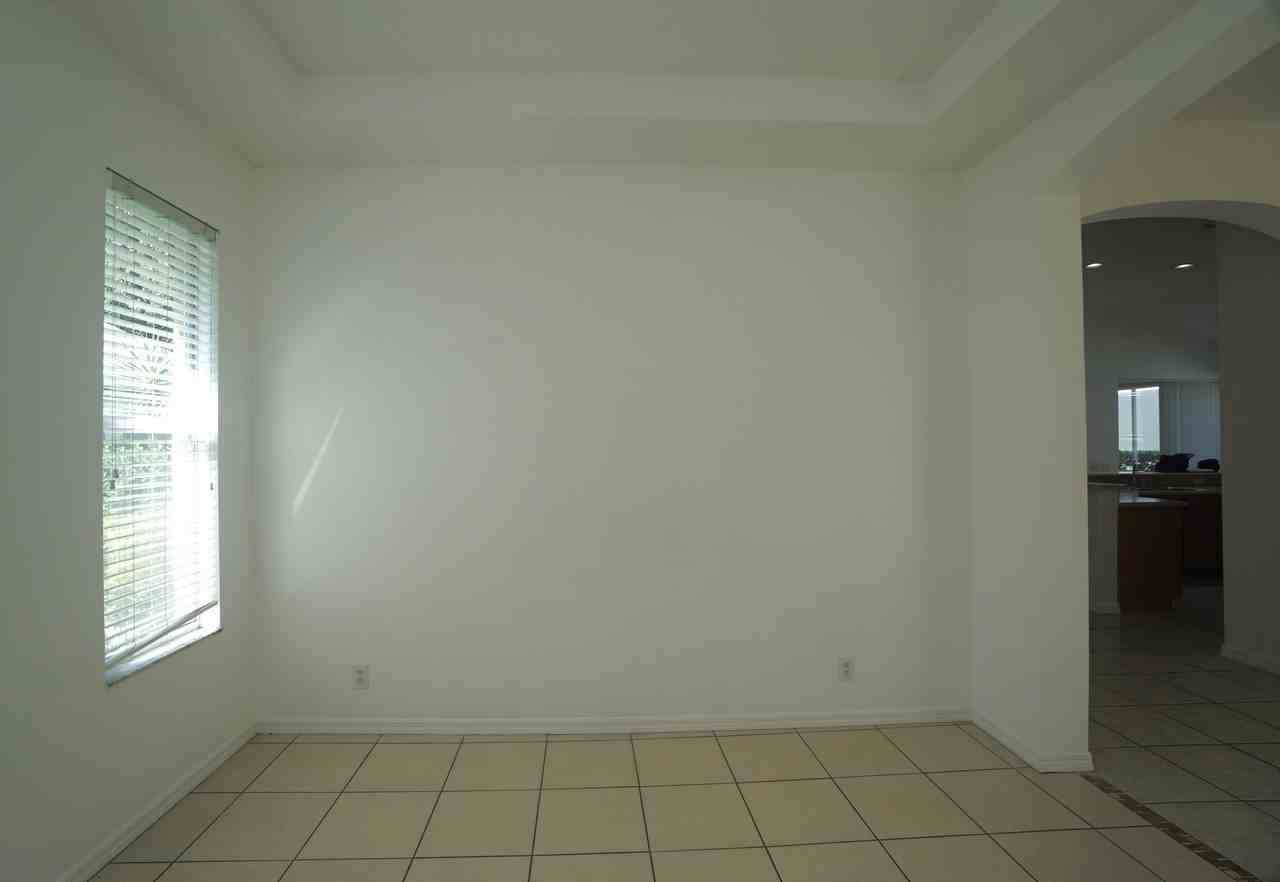 10214 Evergreen Hill Dr - Photo 5 of 28