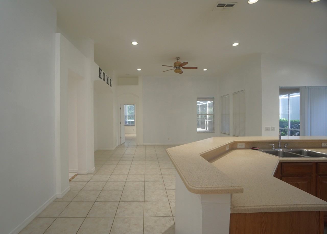 10214 Evergreen Hill Dr - Photo 6 of 28