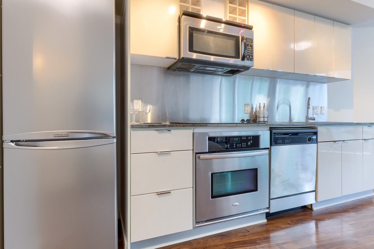 233 Robson Street - Photo 11
