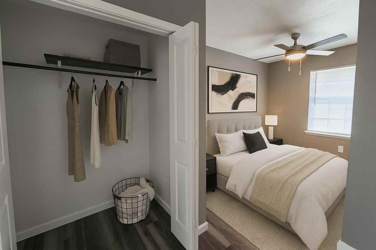 2508 Ridgmar Blvd #32 - Photo 3 of 11