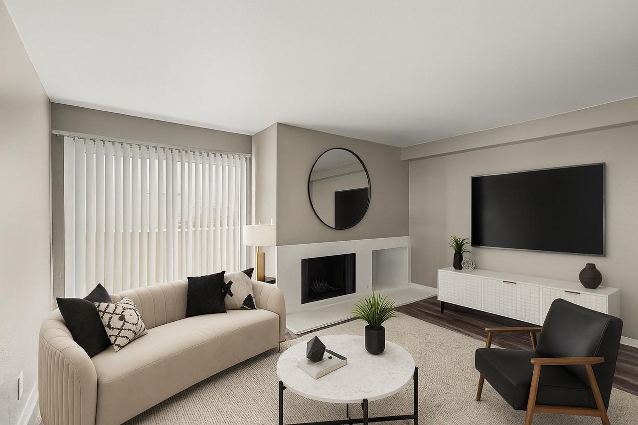 2508 Ridgmar Boulevard #22 - Photo 5 of 13