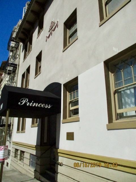 900 900 Powell - RENTED #7