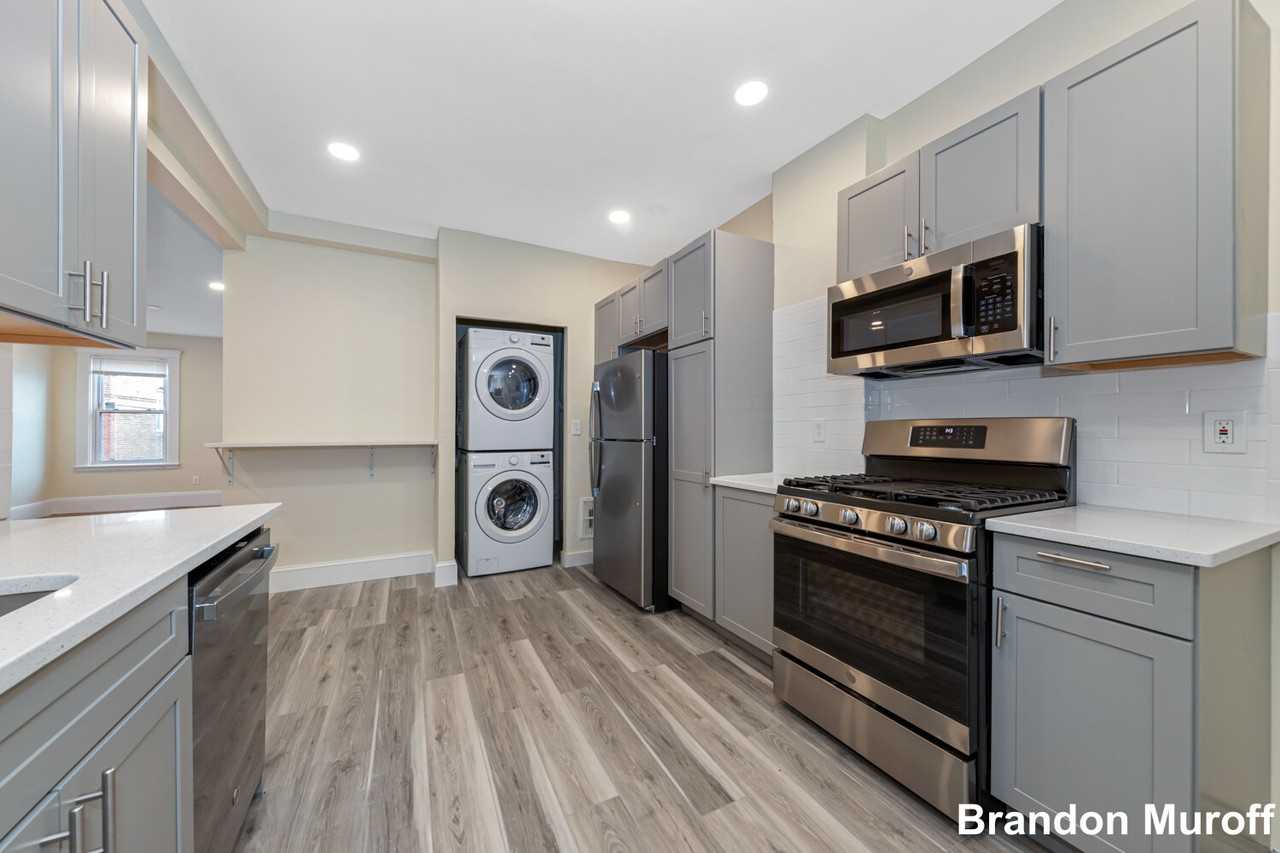 47 Brackett St #3 - Photo 6 of 23